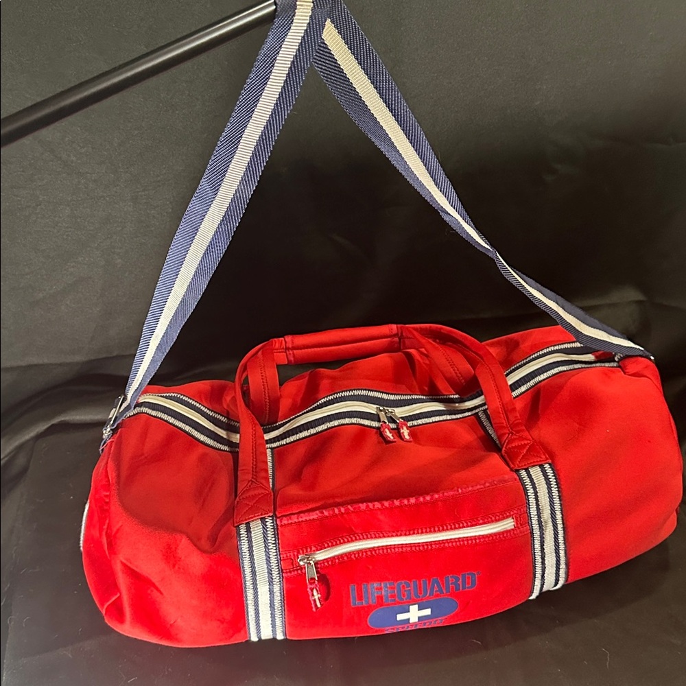 Retro Speedo Red Lifeguard Reto Duffel Bag - Picture 4 of 6